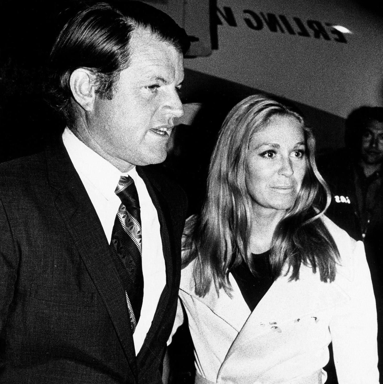 Image of Joan Kennedy with husband Ted Kennedy
